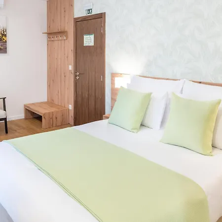 Casa Dona Edite Douro Hotel *