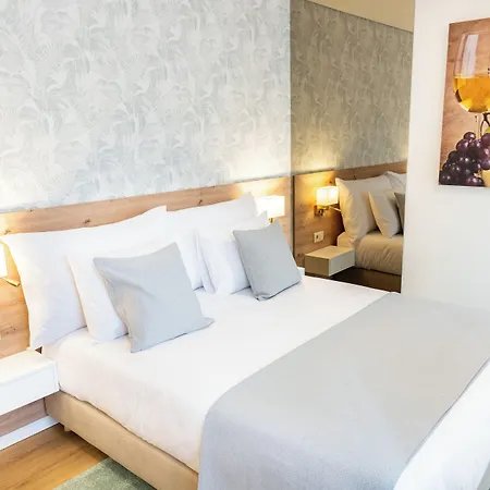 Casa Dona Edite Douro מלון *